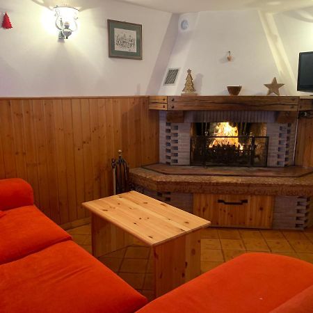 Appartamento Tipico Vista Dolomiti Nevegal Exteriör bild
