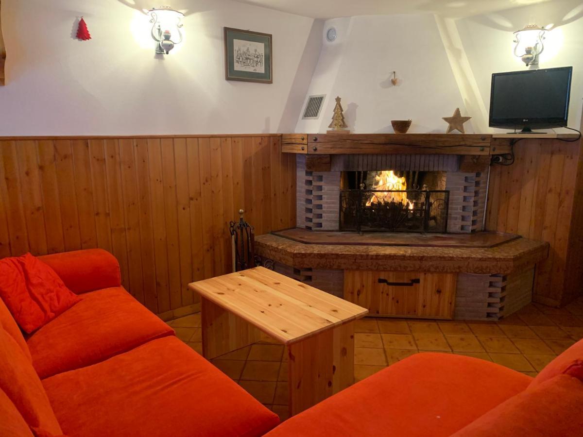 Appartamento Tipico Vista Dolomiti Nevegal Exteriör bild